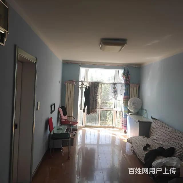 嘉自卫小区四楼次卧出租，限女生，主卧是一个女生 - 图片 1